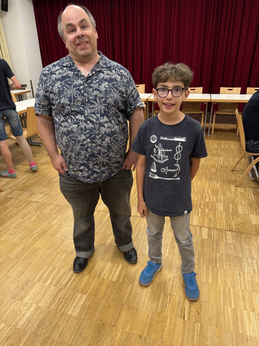 Jonathan Winkens gewinnt U1600-Schnellschach